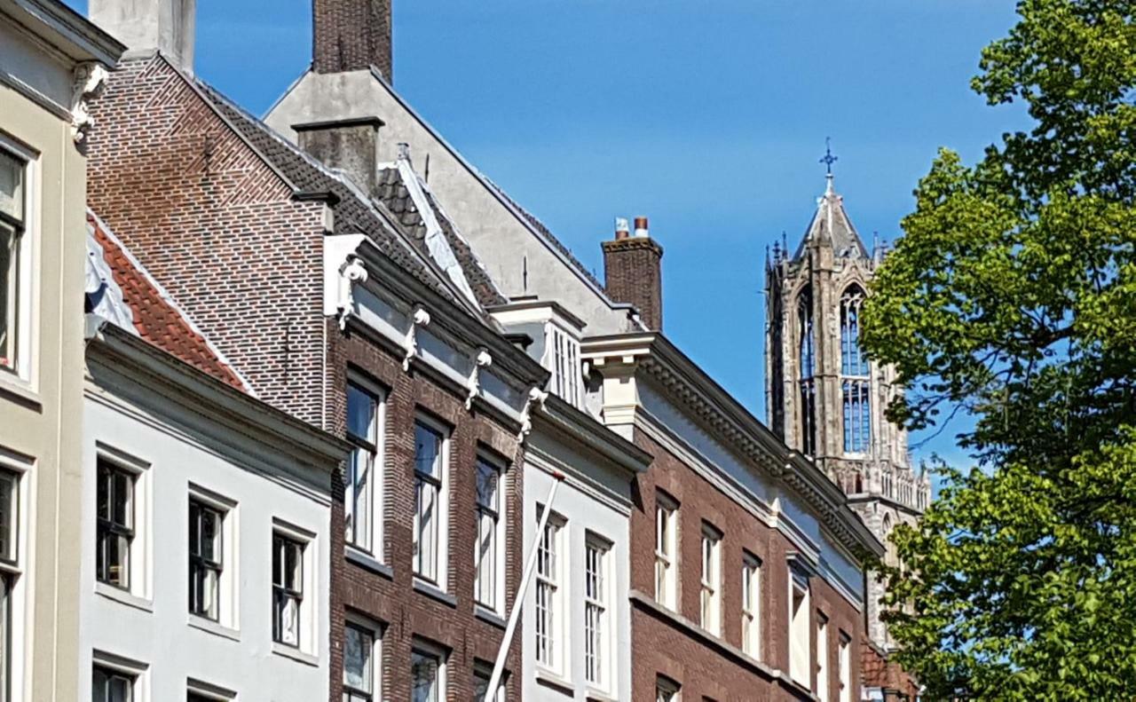 Large Historical Apartment & Canal Terrace 乌得勒支 外观 照片