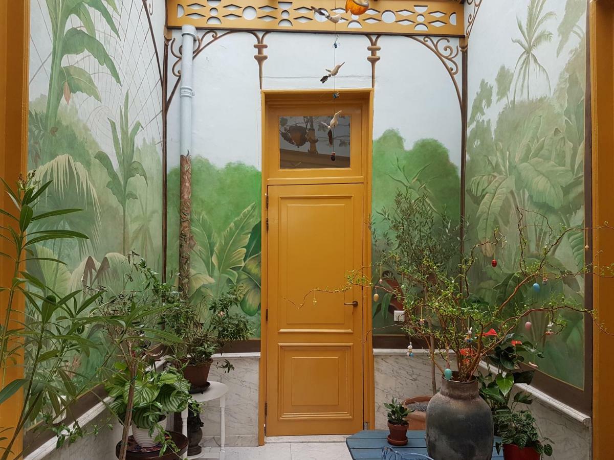 Large Historical Apartment & Canal Terrace 乌得勒支 外观 照片